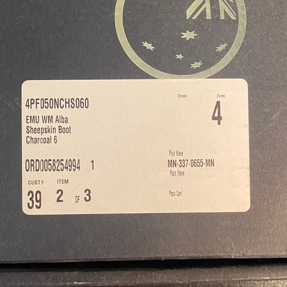 Emu Charcoal Boots with Camel Button Details. Ladies size 6 - Picture 13 of 13